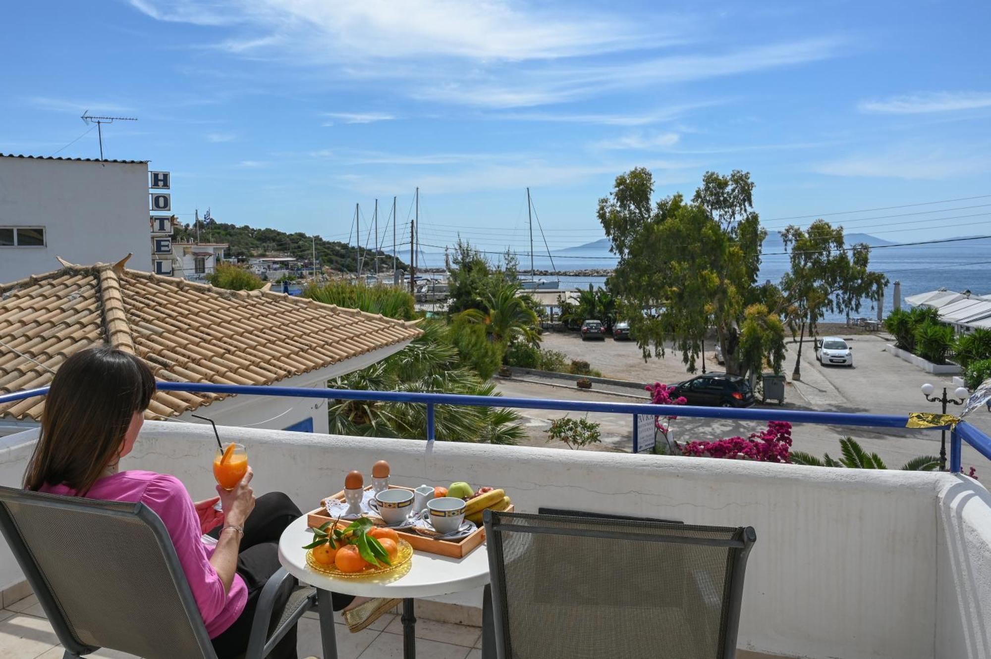 Hotel Avra Nea Epidhavros Exteriör bild