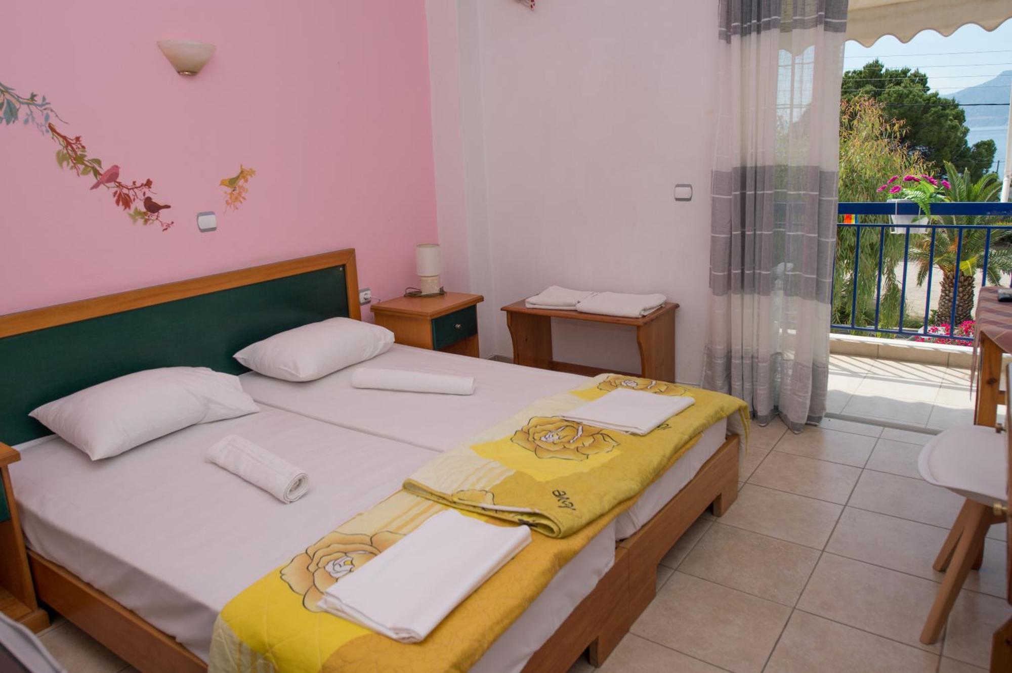 Hotel Avra Nea Epidhavros Exteriör bild