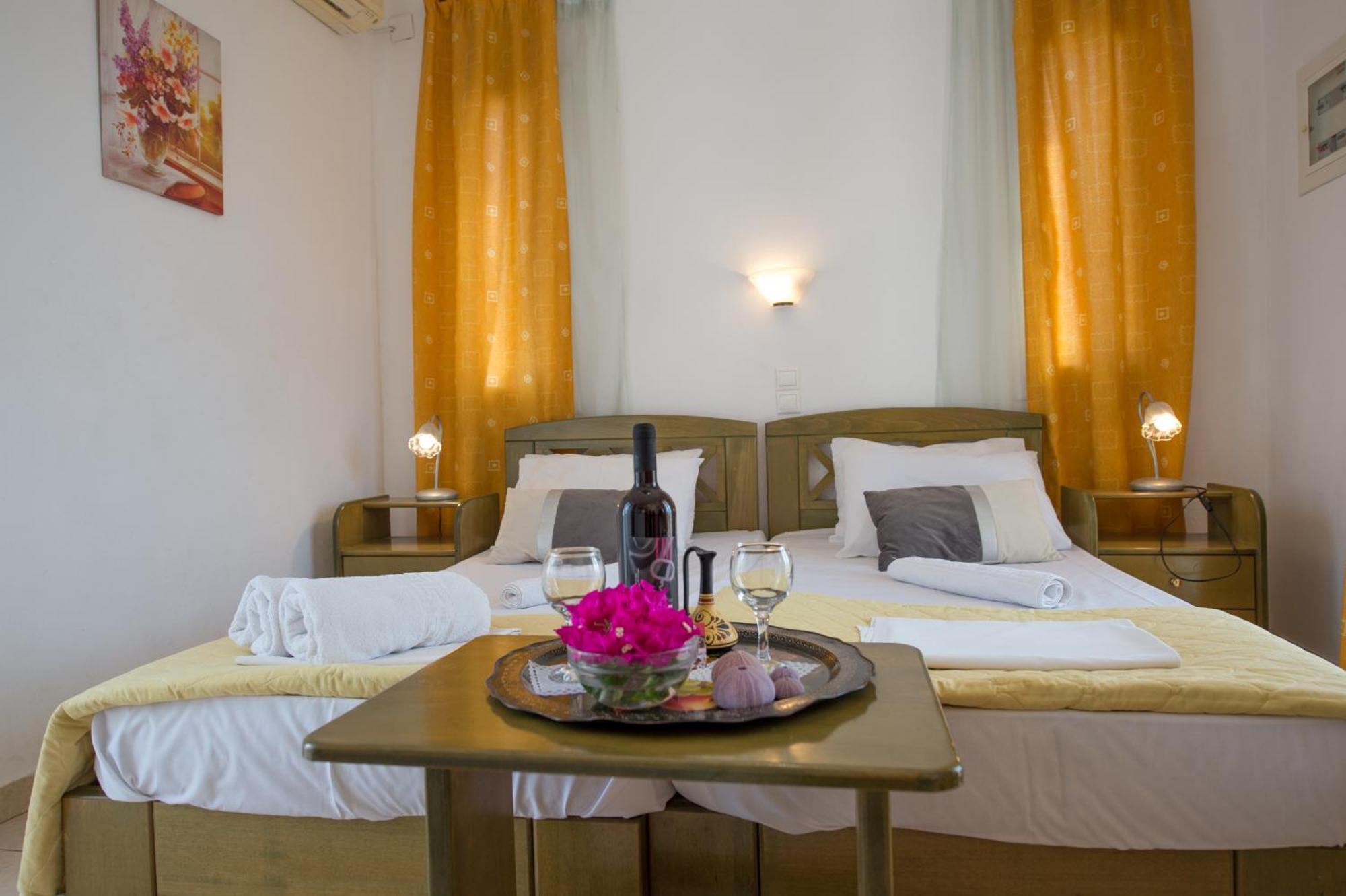 Hotel Avra Nea Epidhavros Exteriör bild