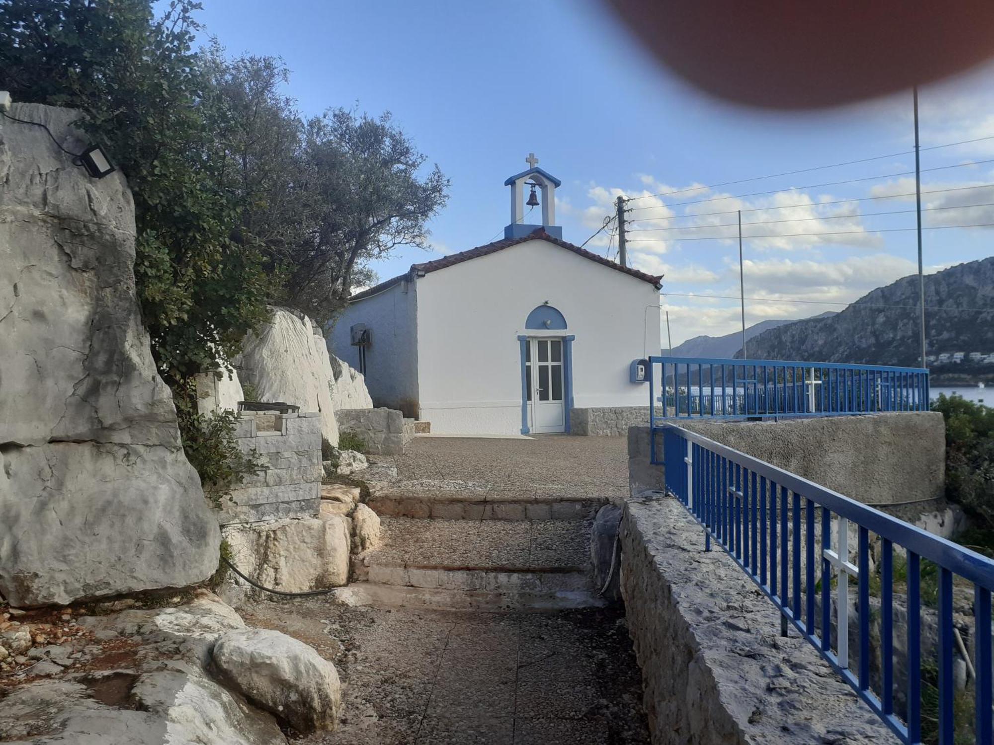 Hotel Avra Nea Epidhavros Exteriör bild